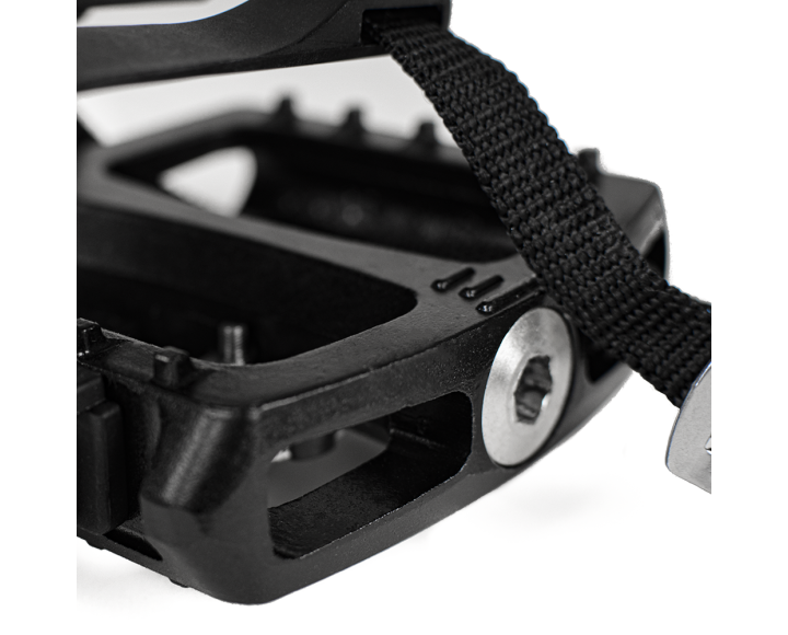 50250 PEDAL SET WITH CLEATS